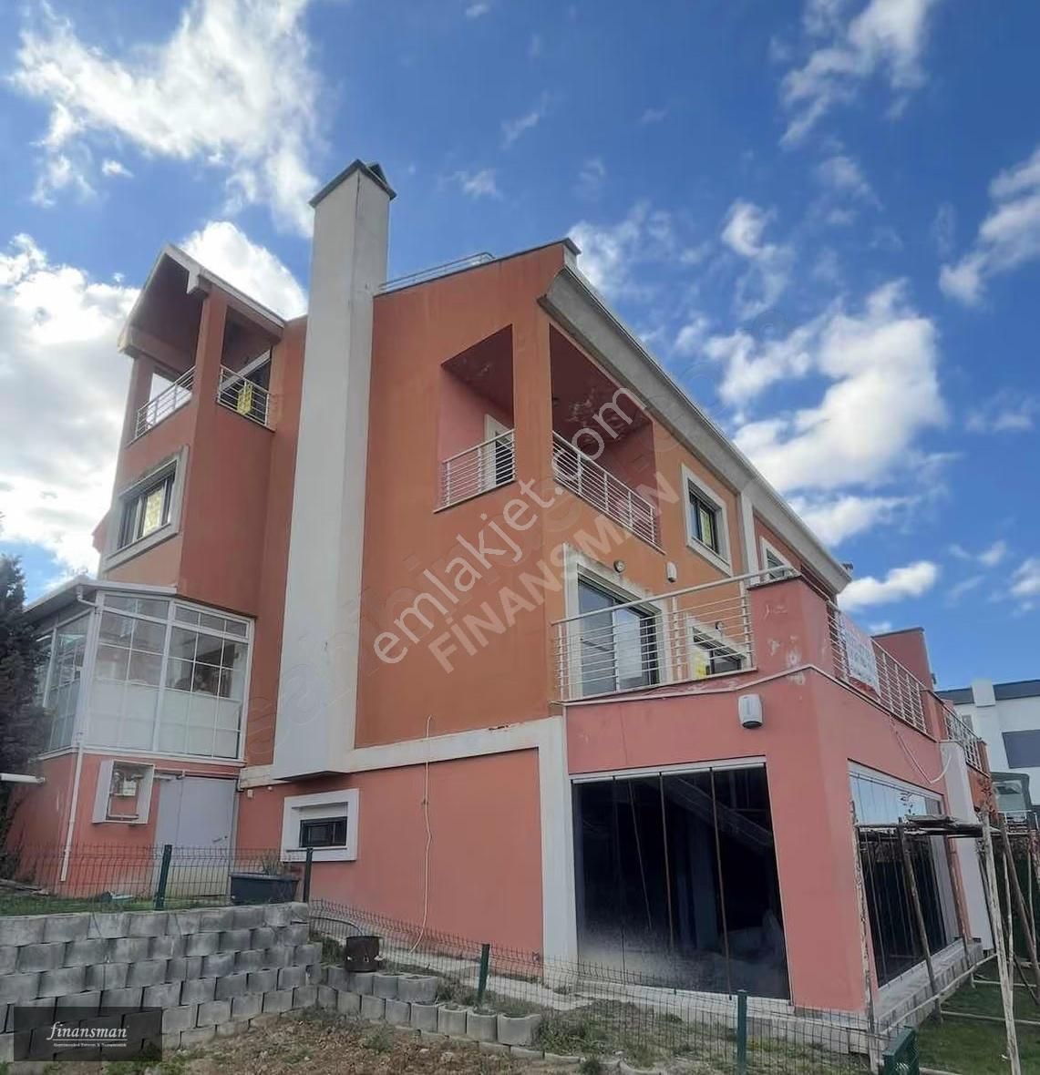 Finansman'dan.. Butik Sitede.. Havuzlu.. Garajlı.. Triplex Villa - Görsel 35