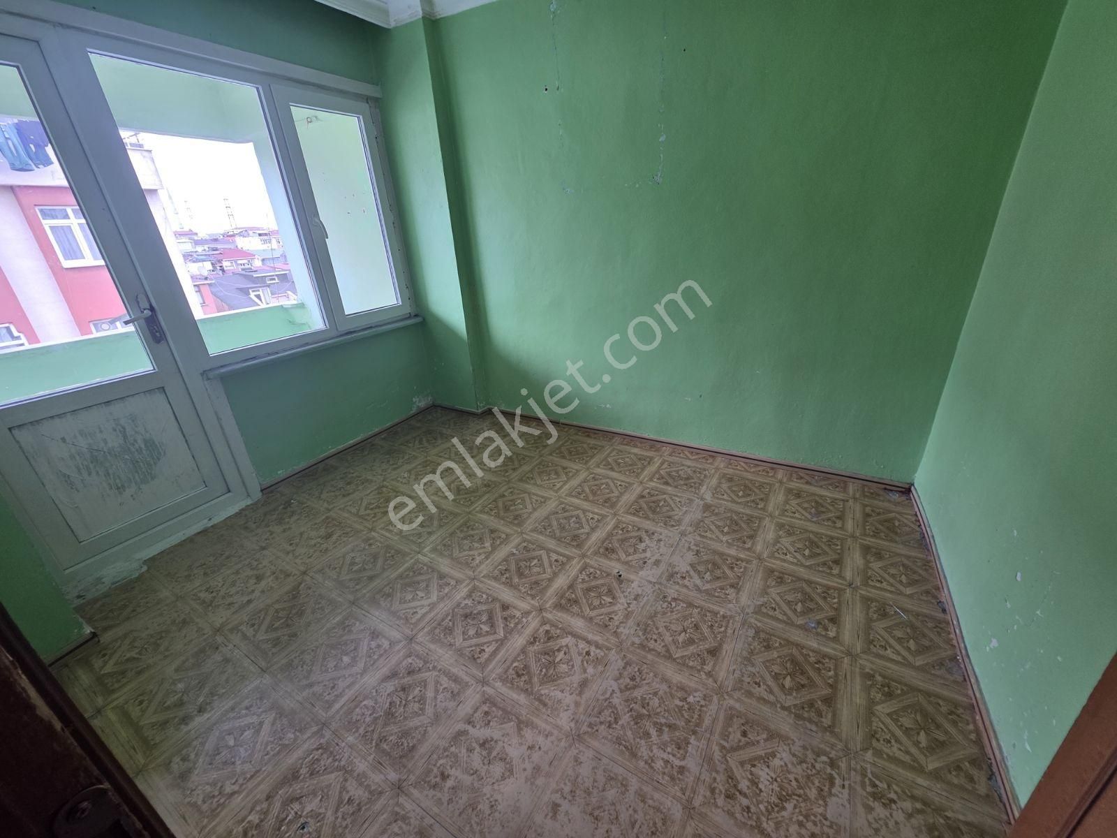 M. Akifte Satılık 2+1 85m² 5. Kat Daire