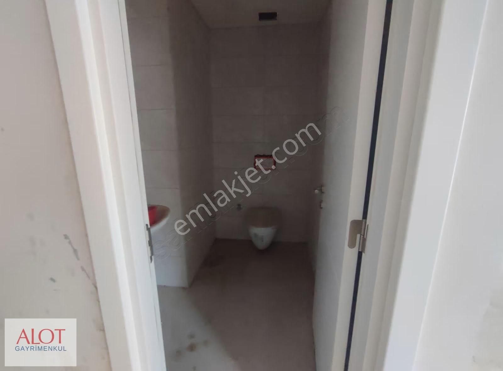 Kirazlıtepe Toki Kiralık Dükkan & Mağaza - Görsel 8