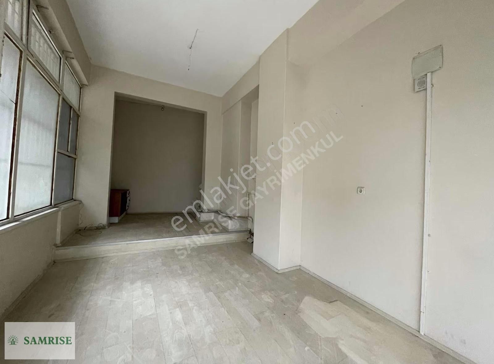 Samrise Gayrimenkulden Mevlana Cadde Üzeri Satılık Dükkan - Görsel 2