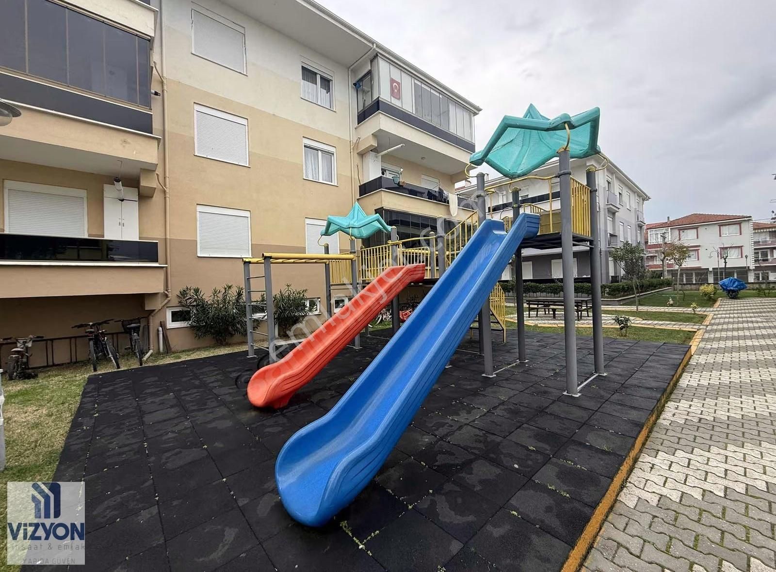 Hastane Yanı Havuzlu Giriş Kat 1+1 Kiralık Yazlık - Görsel 7