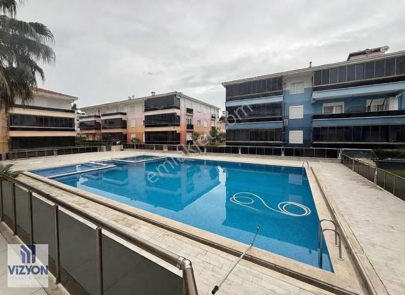 Hastane Yanı Havuzlu Giriş Kat 1+1 Kiralık Yazlık