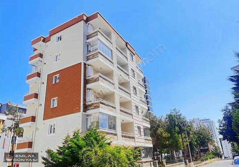 Emlak Dünyası Nişantaşı Cad Yakın Kredi Limitsiziz 1+1 Daire - Görsel 2