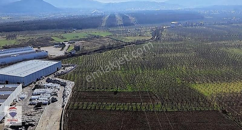 Remax Mavi Cengiz Özdemir'den 5.494 M² Arazi - Görsel 8