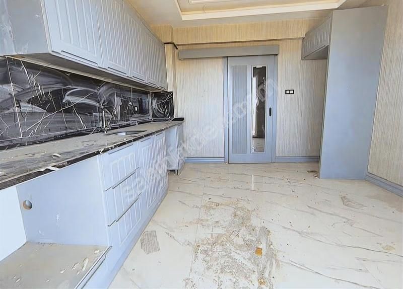 Cüneyt Sacır Mah. 2+1 Satılık Daire