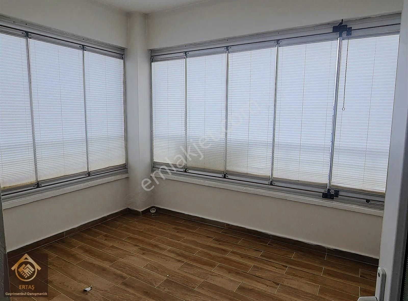 Yıldırım Beyazıt Mahallesinde Kombili Kiralık Daire - Görsel 7