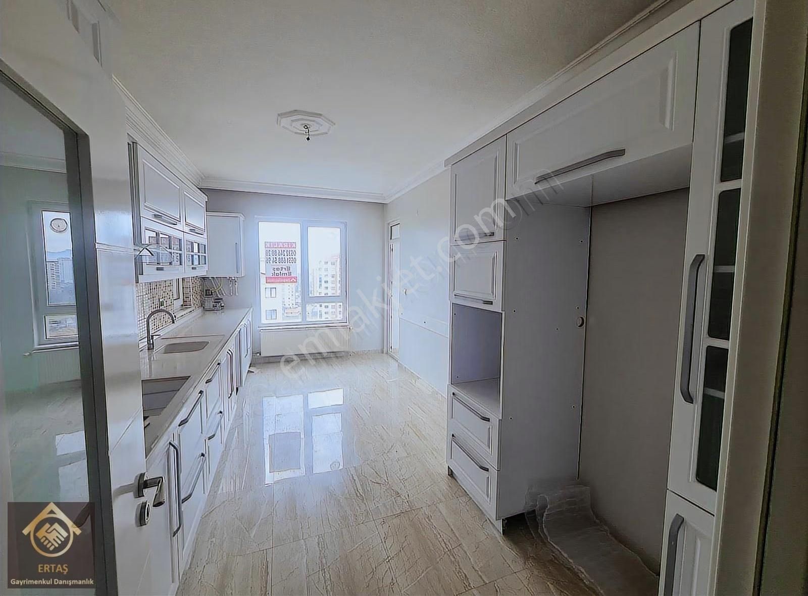 Yıldırım Beyazıt Mahallesinde Kombili Kiralık Daire - Görsel 20