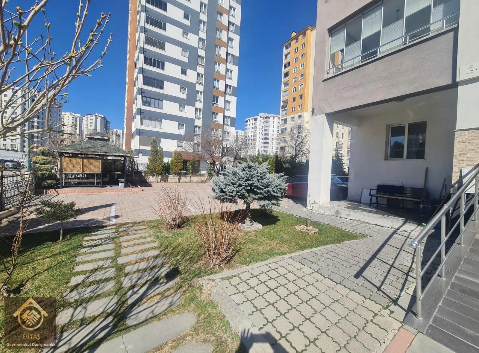 Yıldırım Beyazıt Mahallesinde Kombili Kiralık Daire - Görsel 4