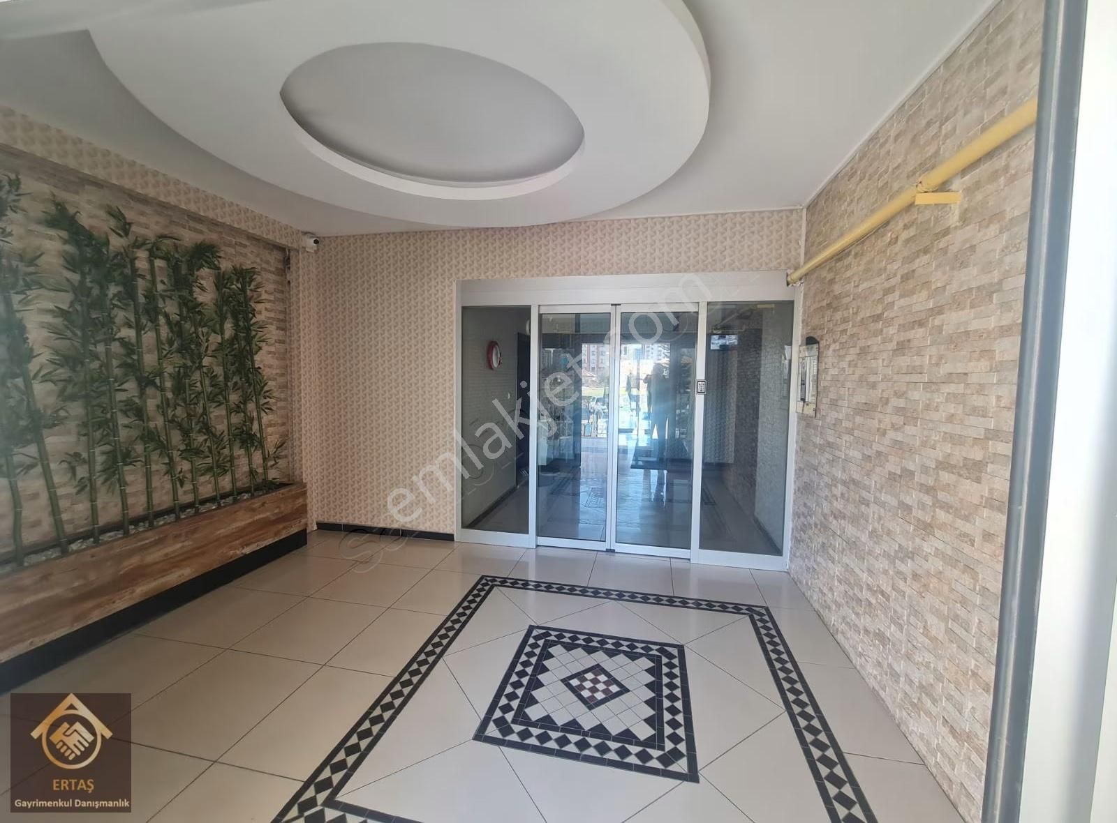 Yıldırım Beyazıt Mahallesinde Kombili Kiralık Daire - Görsel 10