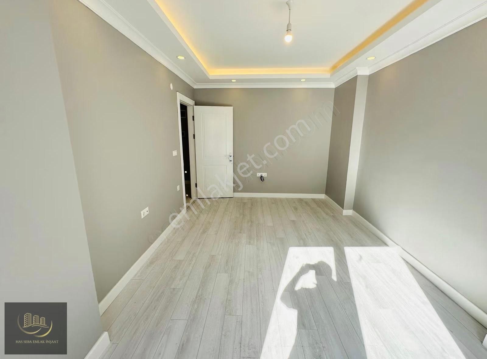 Has Seba'da Sefaköy Merkezde 1+1 70m Metrobüse 4dk Kiralık 1.kat - Görsel 4