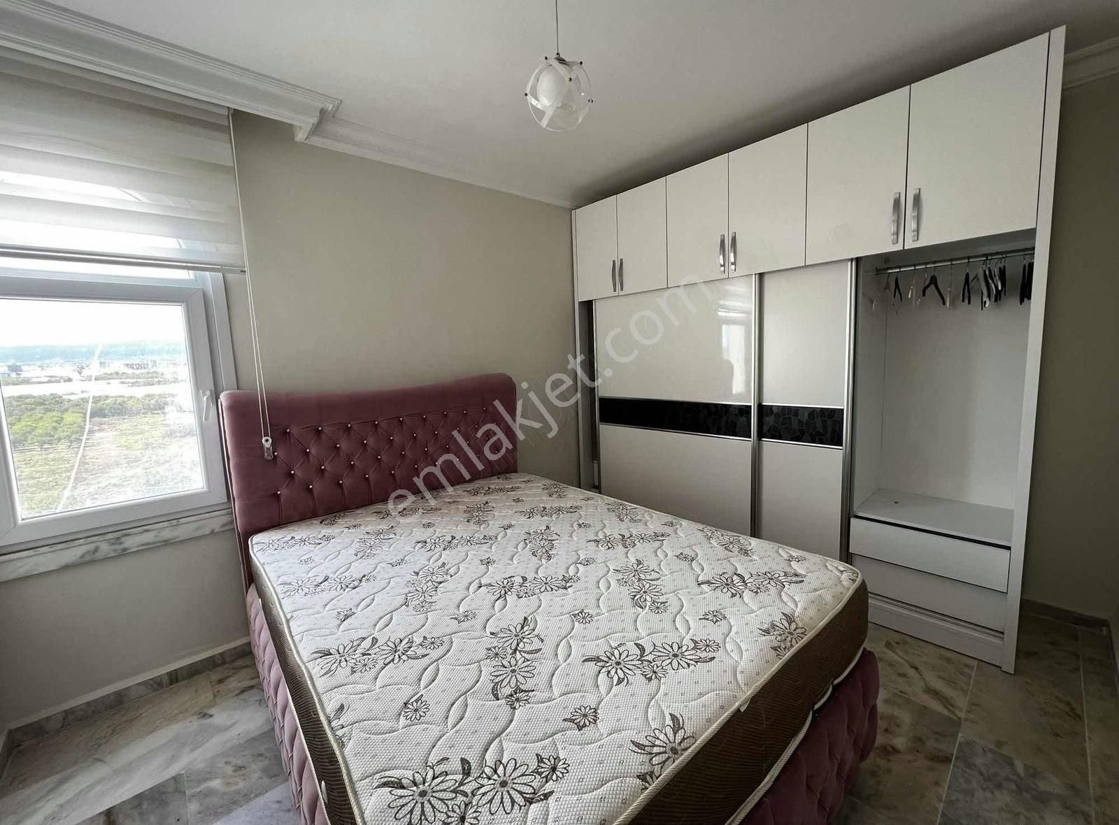 Çeşmeli De Denize Sıfır Kiralık Dupleks Yazlık - Görsel 12