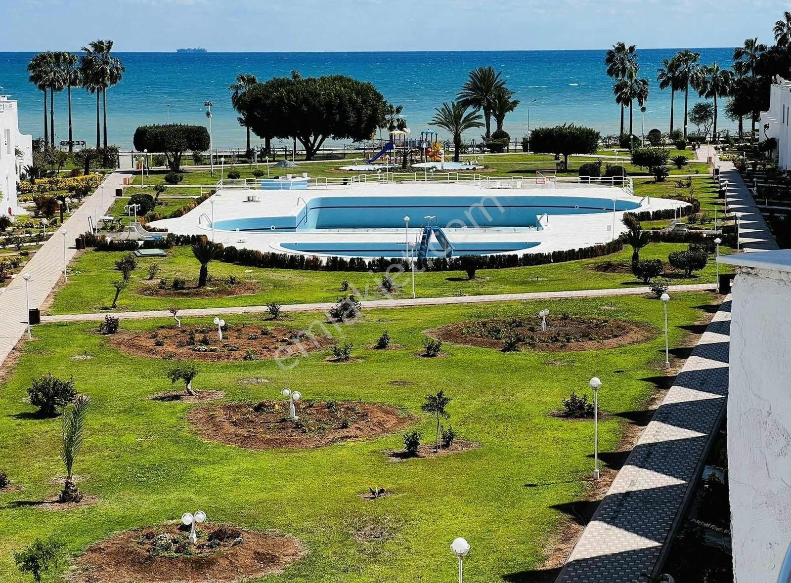 Çeşmeli De Denize Sıfır Kiralık Dupleks Yazlık - Görsel 15