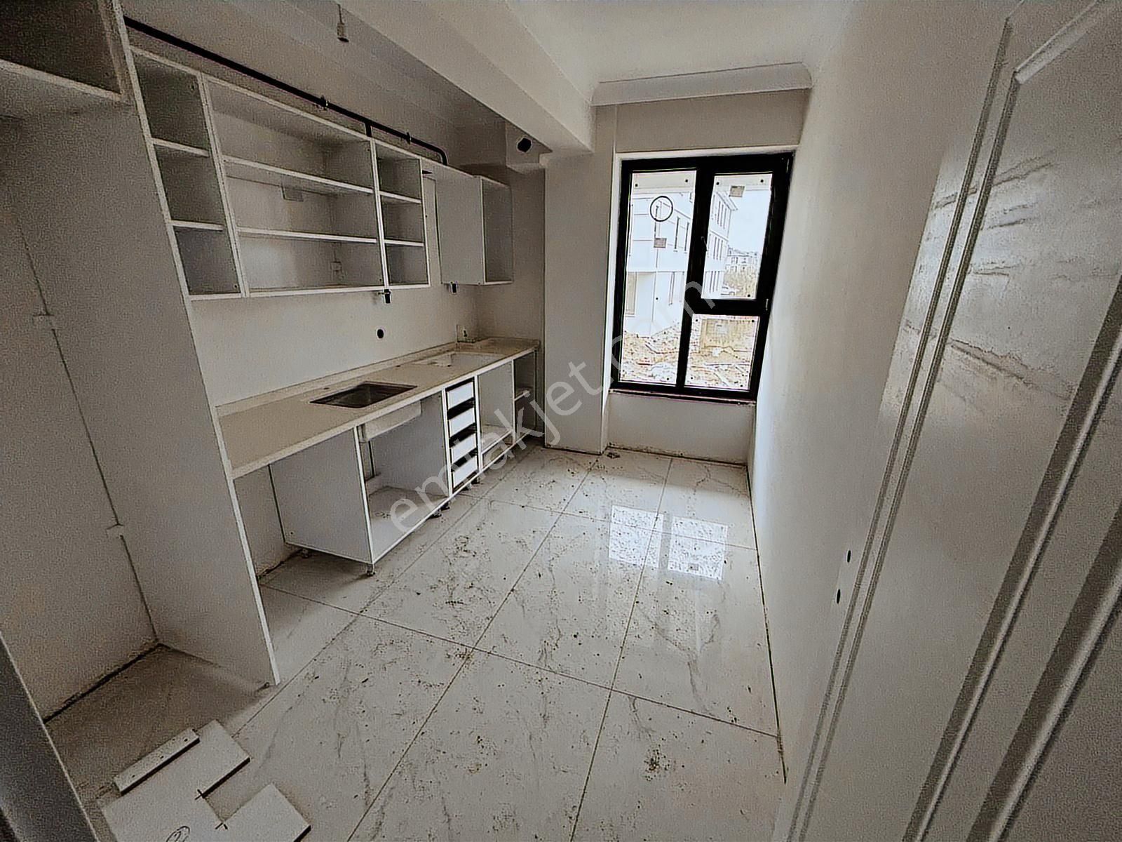 Öğretmenden Koçyazı'da Satılık Ayrı Mutfak Geniş 1+1 - Görsel 3