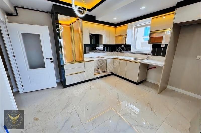 Beylikdüzü Yakuplu Mh.acill Satılık Ayrı Mutfaklı 1+1 Dairemiz - Görsel 3