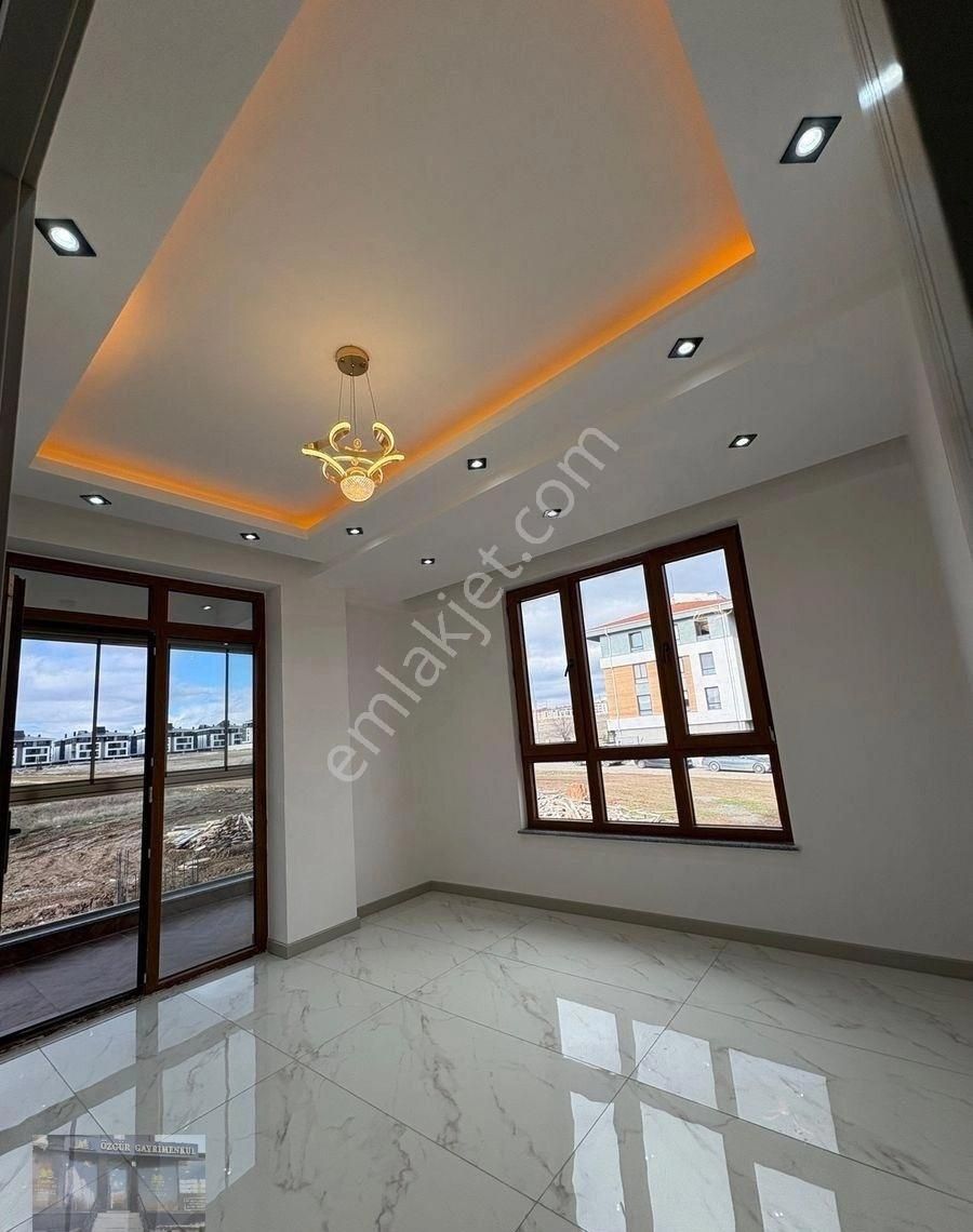 Çamlıca Mahallesi 2+1 Sıfır Ultra Lüks Daire - Görsel 4