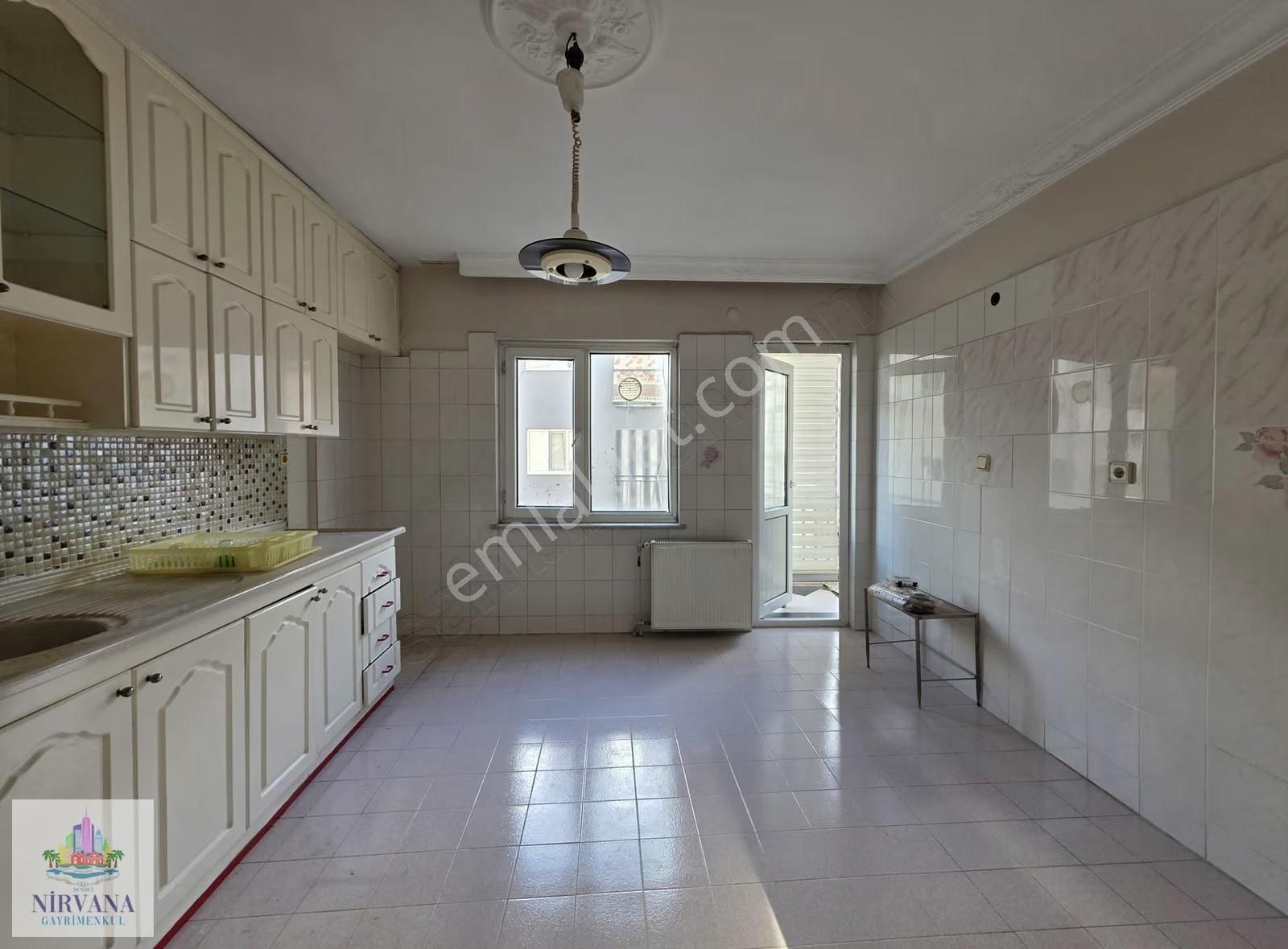 İncilipınar Parkına 200 Mt Mesafede 3+1 Daire - Görsel 2