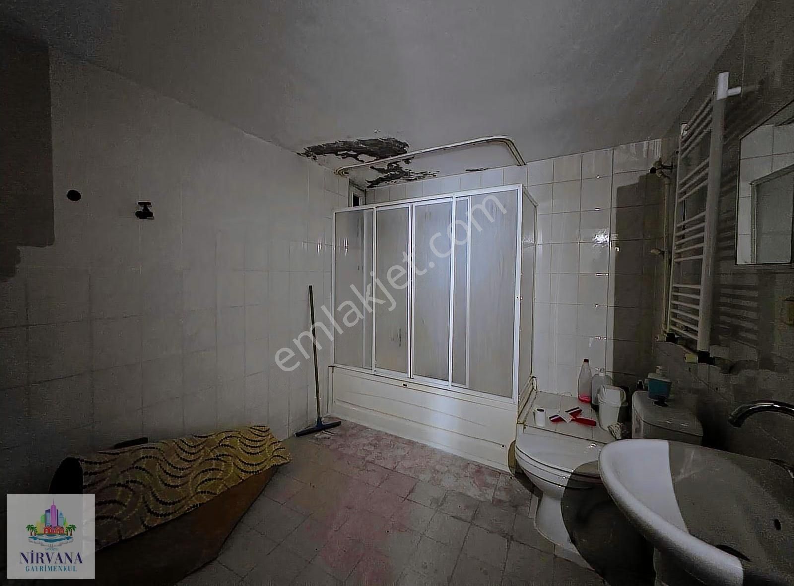 İncilipınar Parkına 200 Mt Mesafede 3+1 Daire - Görsel 4