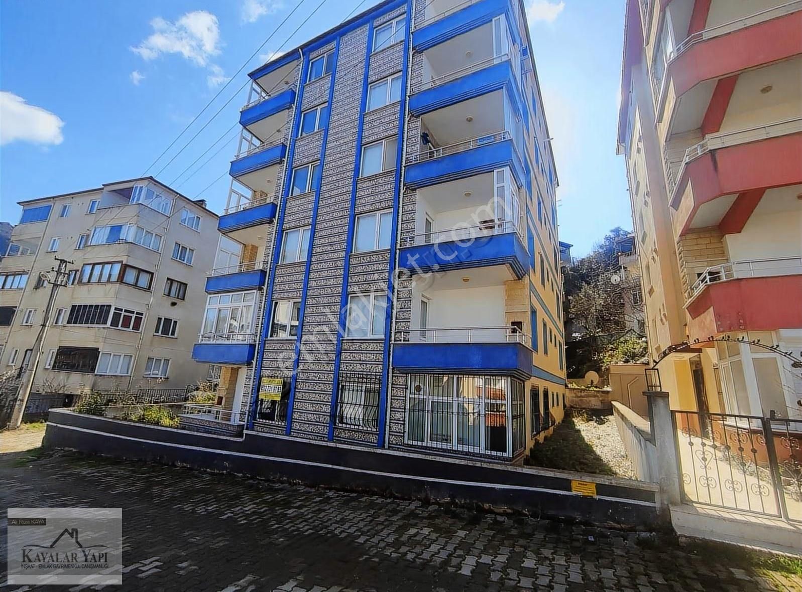 Esenköy Merkez De Satılık 3+1 Bahçe Katı Daire