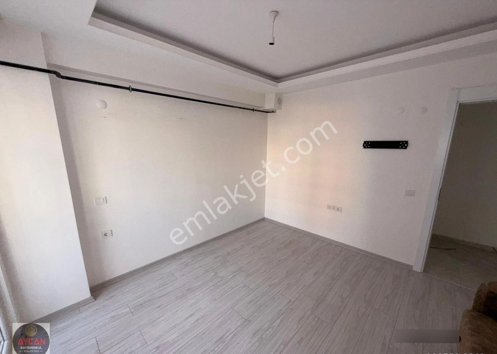 600 Evler Mahallesinde 2+0 Sıfır Kiralık Daire - Görsel 22