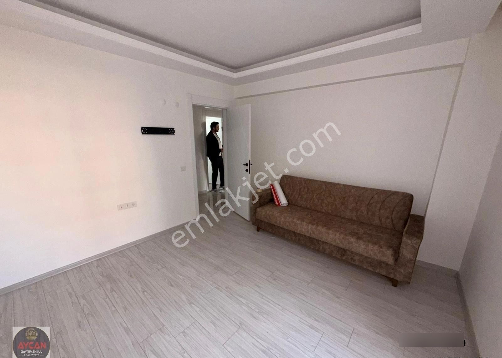 600 Evler Mahallesinde 2+0 Sıfır Kiralık Daire - Görsel 16