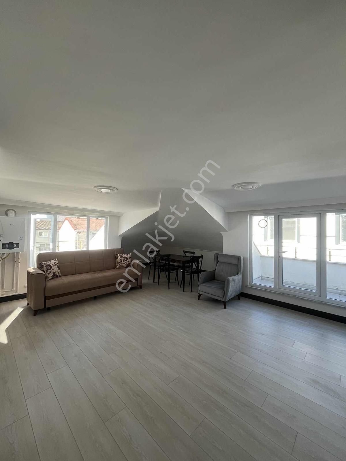 Nenehatun Mh Site İçerisinde Kiralık Eşyalı 1+1 Çatı Katı Daire - Görsel 15