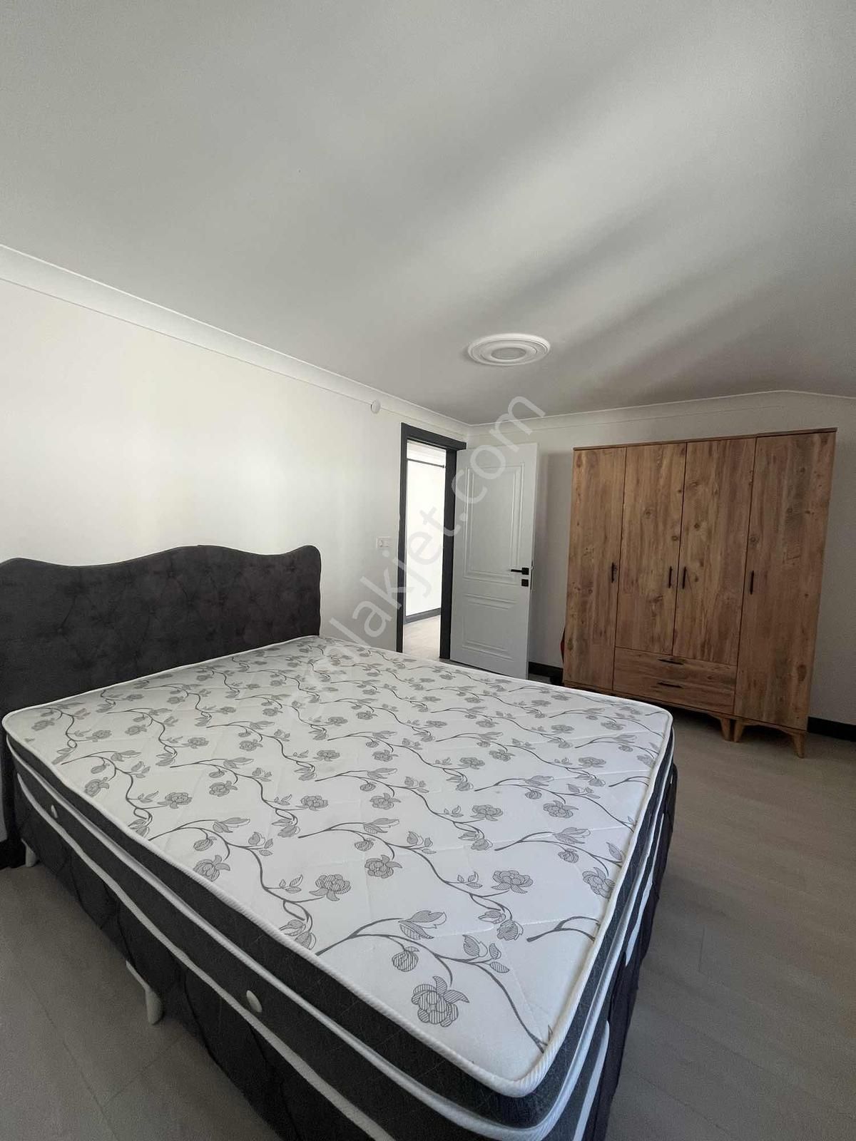 Nenehatun Mh Site İçerisinde Kiralık Eşyalı 1+1 Çatı Katı Daire - Görsel 18