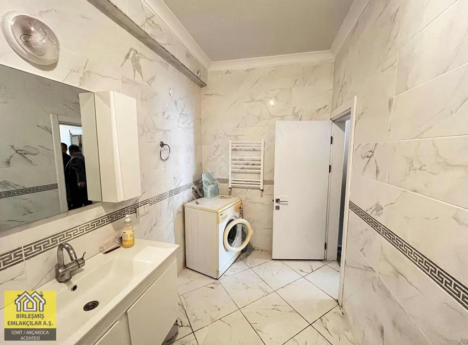 Panoramik Körfez Manzaralı Satılık 5+1 Bahçe Triplex Daire - Görsel 16