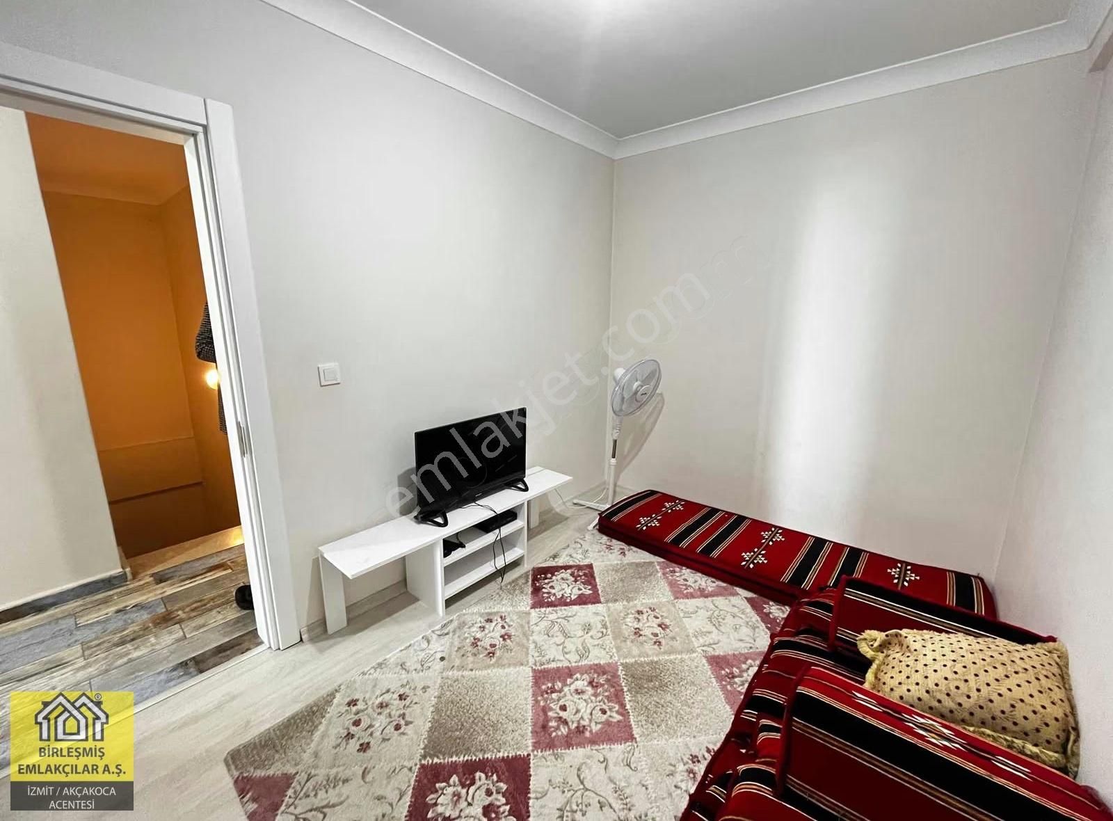 Panoramik Körfez Manzaralı Satılık 5+1 Bahçe Triplex Daire - Görsel 4