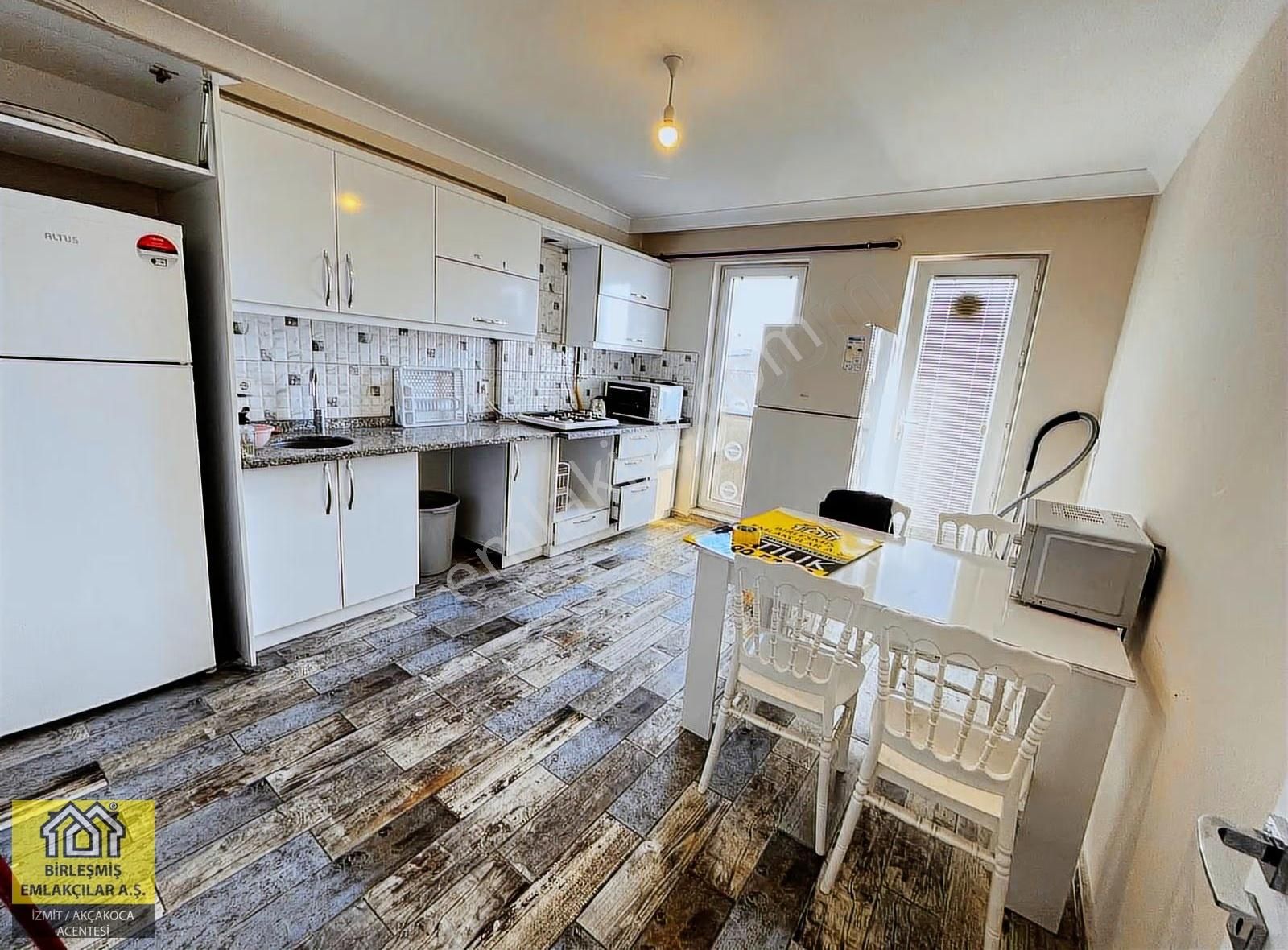 Panoramik Körfez Manzaralı Satılık 5+1 Bahçe Triplex Daire - Görsel 12
