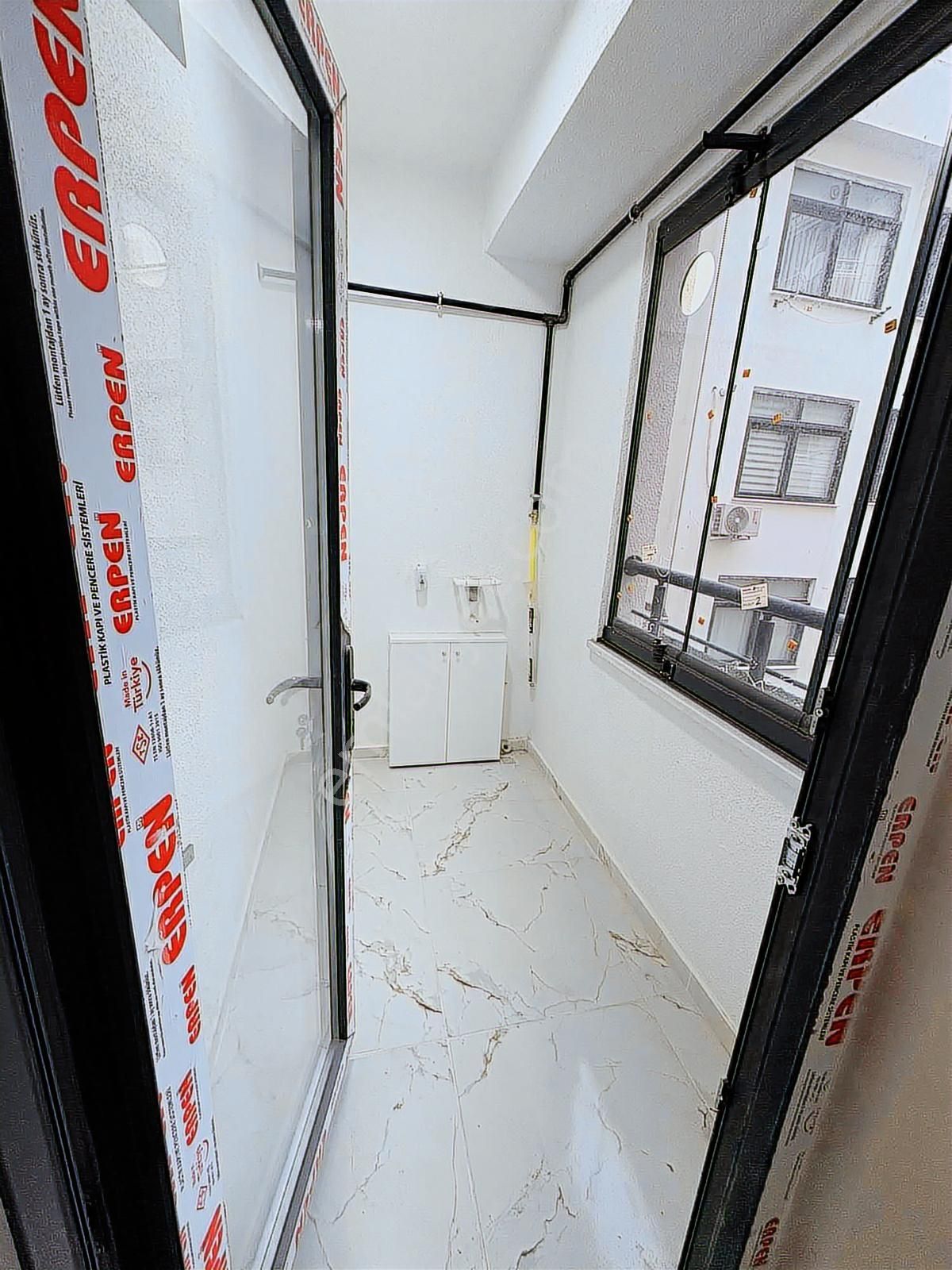 Merkezi Konumda 2+2 Kullanışlı Daire - Görsel 24