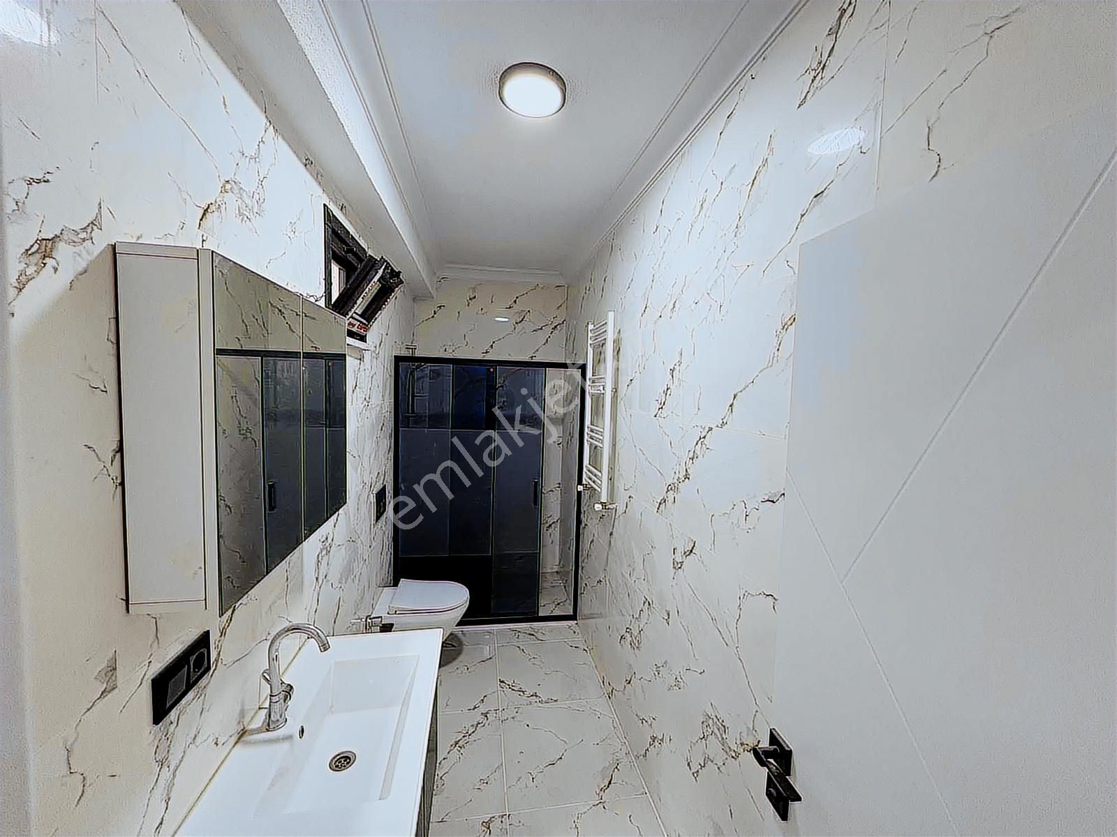Merkezi Konumda Ara Kat Lüks 2+1 İskanlı Daire - Görsel 21