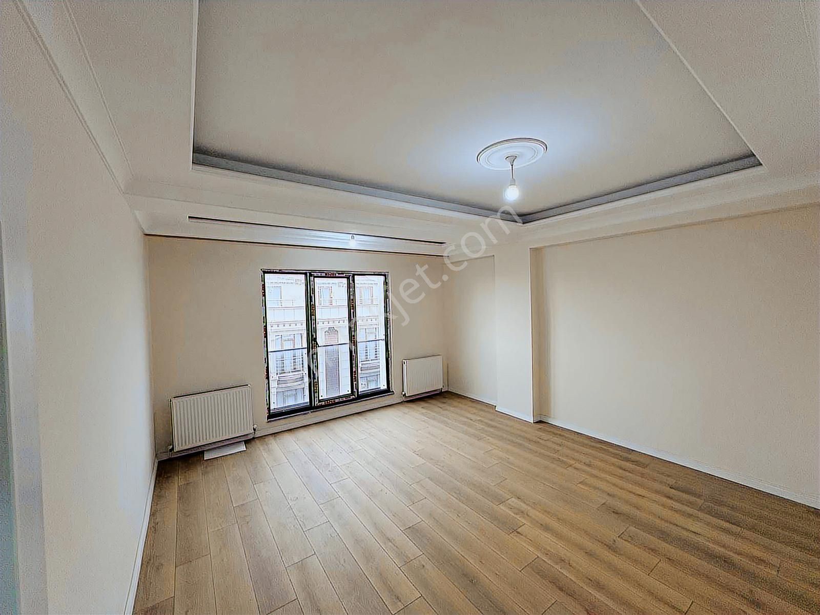Merkezi Konumda Ara Kat Lüks 2+1 İskanlı Daire - Görsel 12