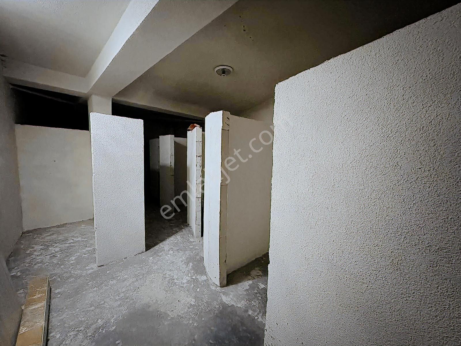 Merkezi Konumda Ara Kat Lüks 2+1 İskanlı Daire - Görsel 18