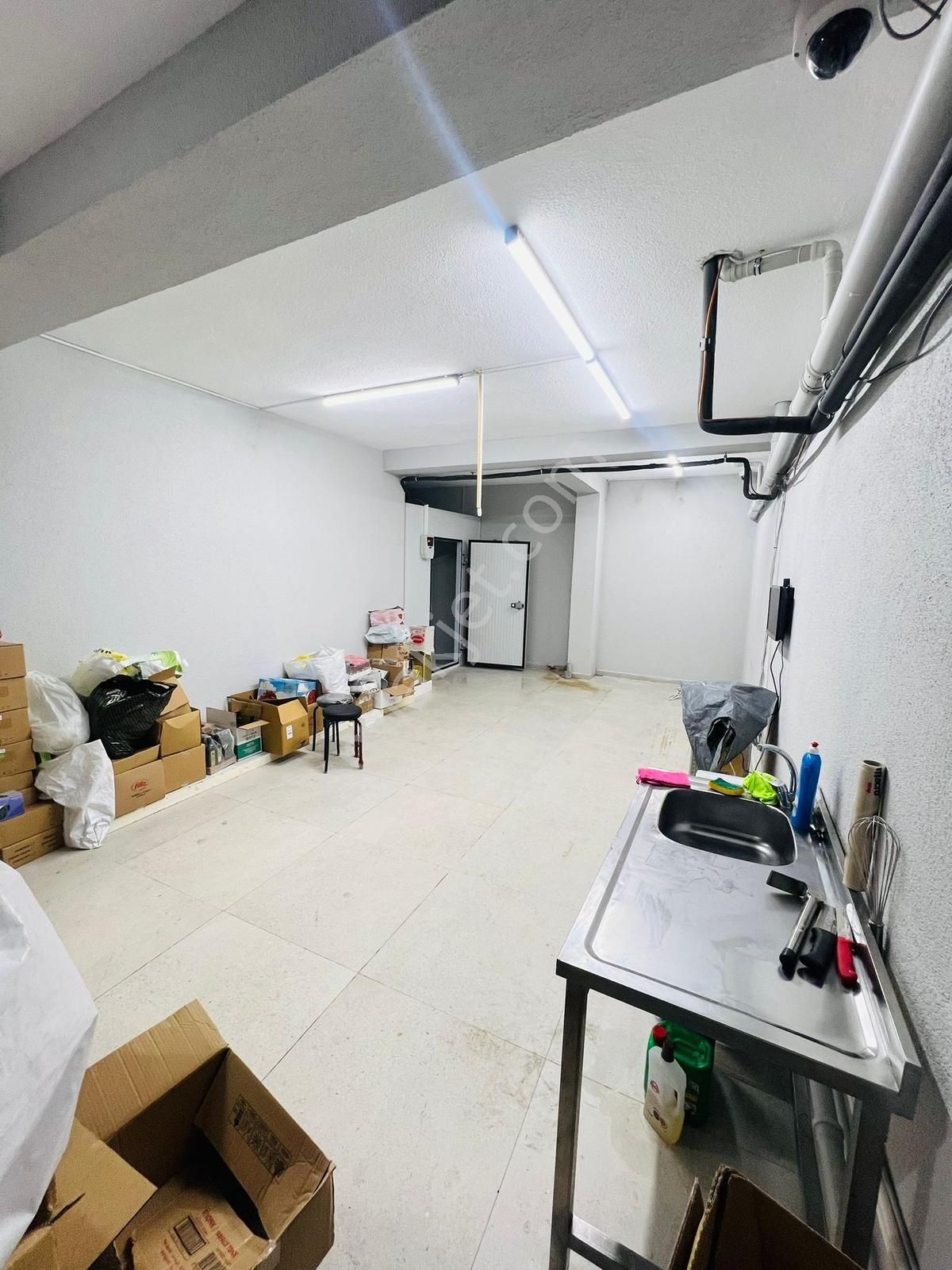 Bayrampaşada Acil Caddeye Yakın İki Katlı Satılık Dükkan - Görsel 9