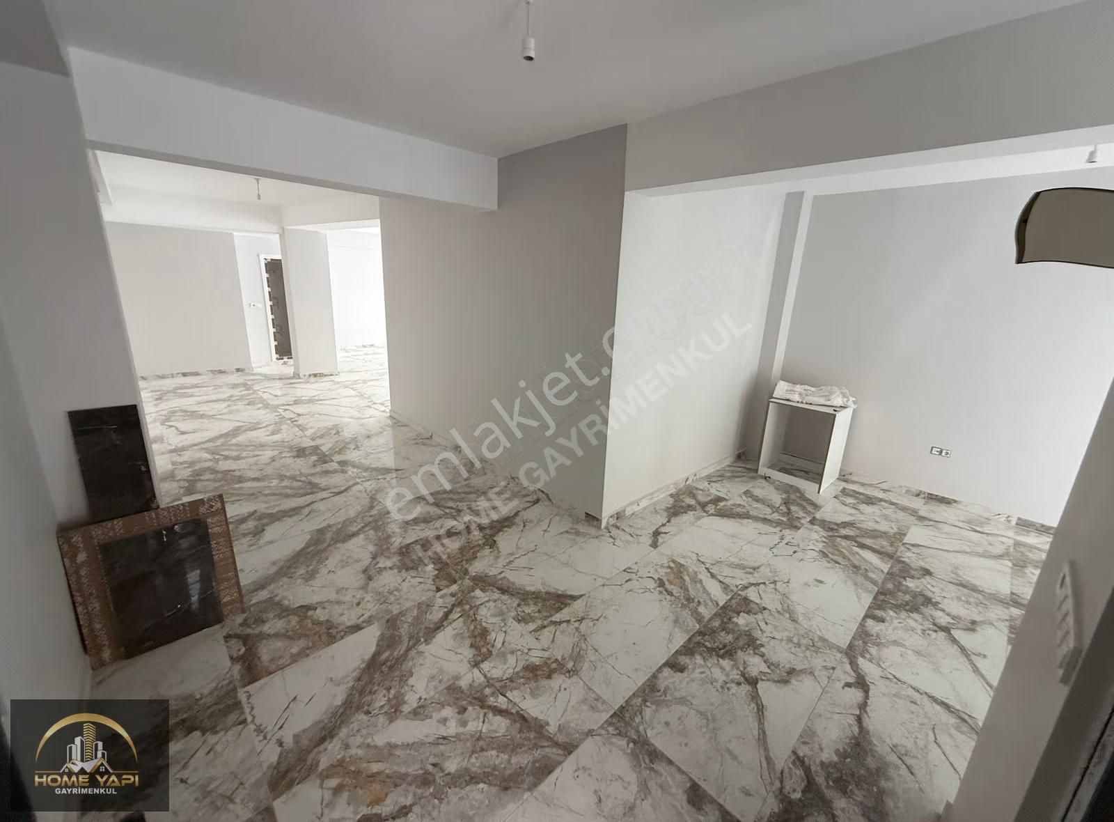 Home'dan Cadde Cepheli Satılık 240m Yatırımlık Giriş Dükkan Acil - Görsel 32