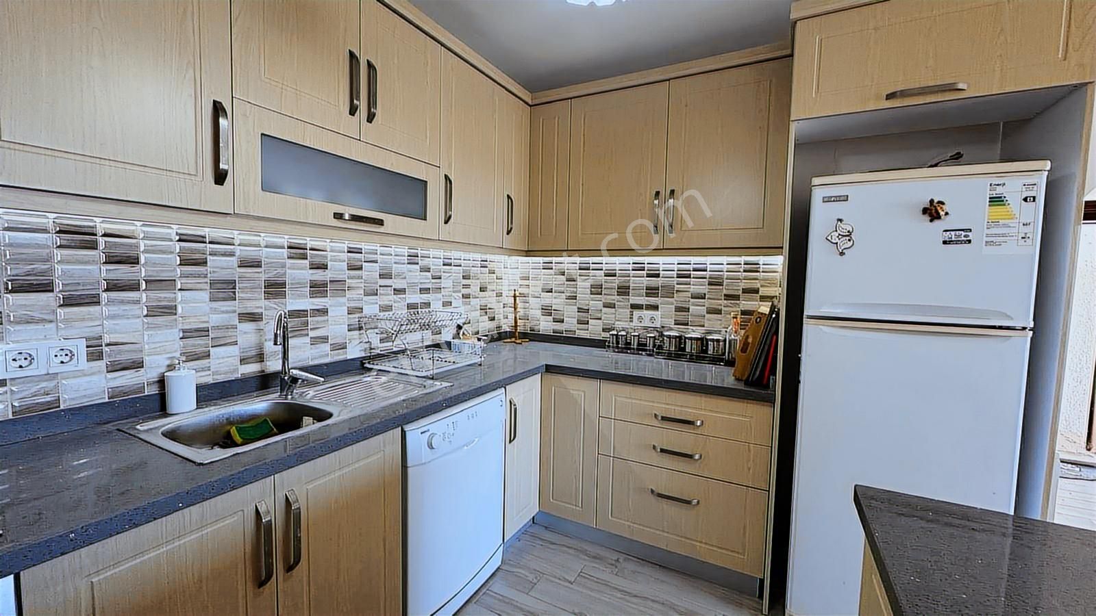 Bodrum Bağla Bankevler`de Denize Yürüme Mesafesi 2+1 Üstkat - Görsel 24