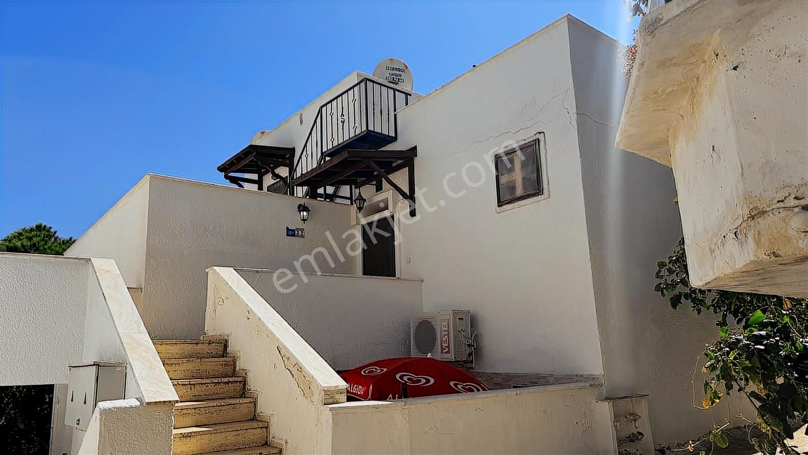 Bodrum Bağla Bankevler`de Denize Yürüme Mesafesi 2+1 Üstkat - Görsel 14