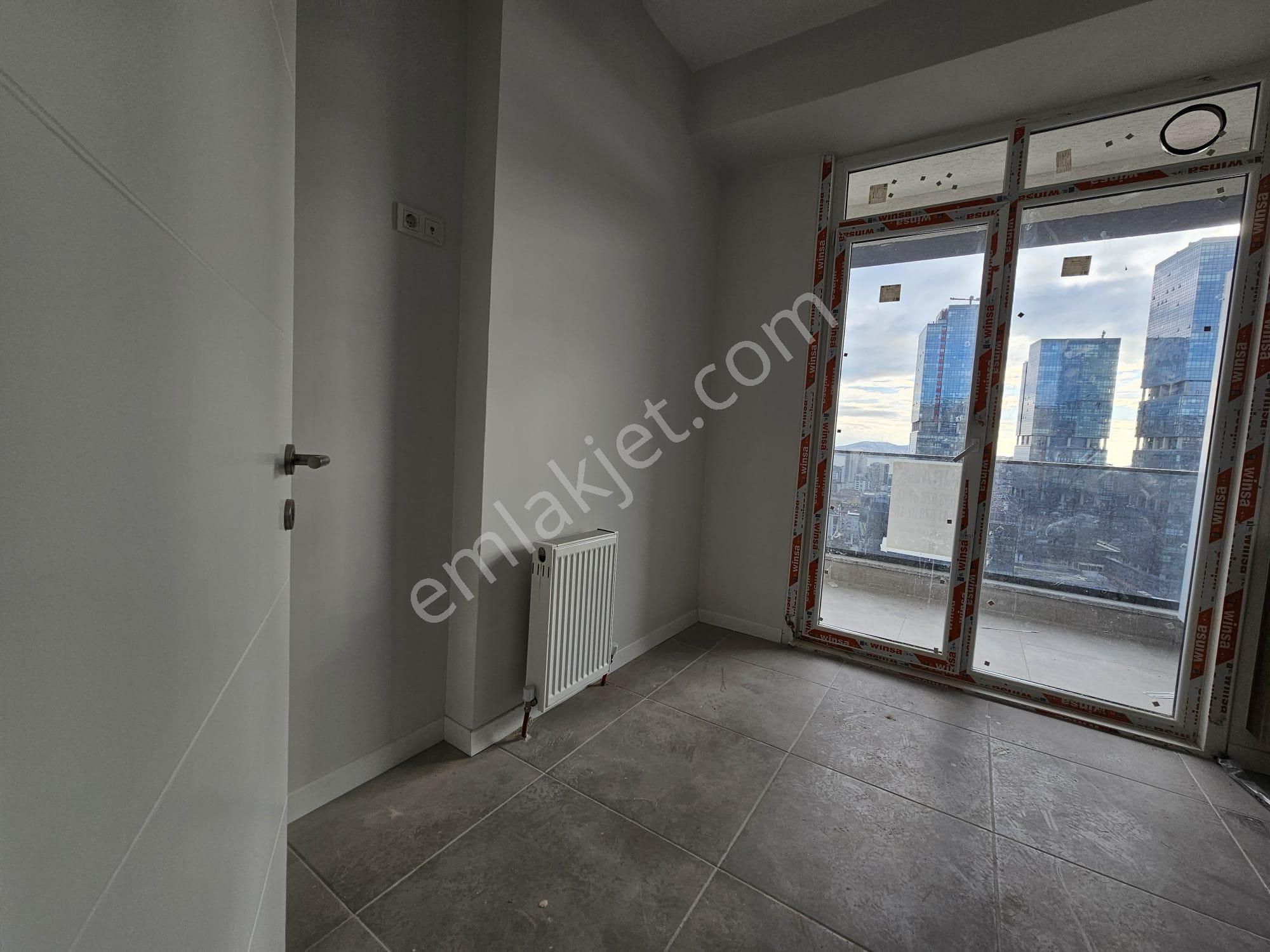 Esenkent Doğa Park Sitesi Kapalı Otoparklı Ebv Banyolu Sıfır 3+1 - Görsel 16