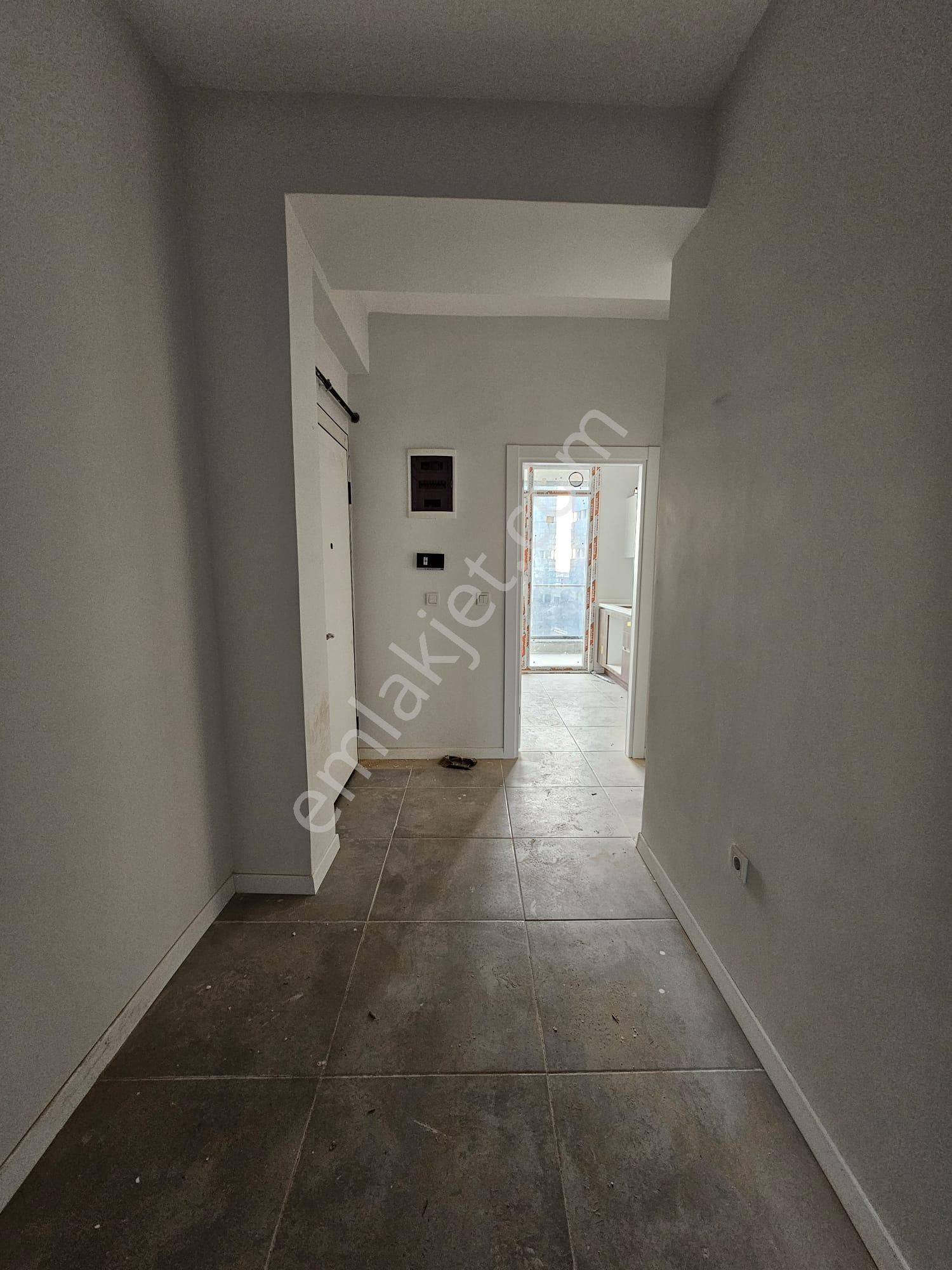 Esenkent Doğa Park Sitesi Kapalı Otoparklı Ebv Banyolu Sıfır 3+1 - Görsel 24
