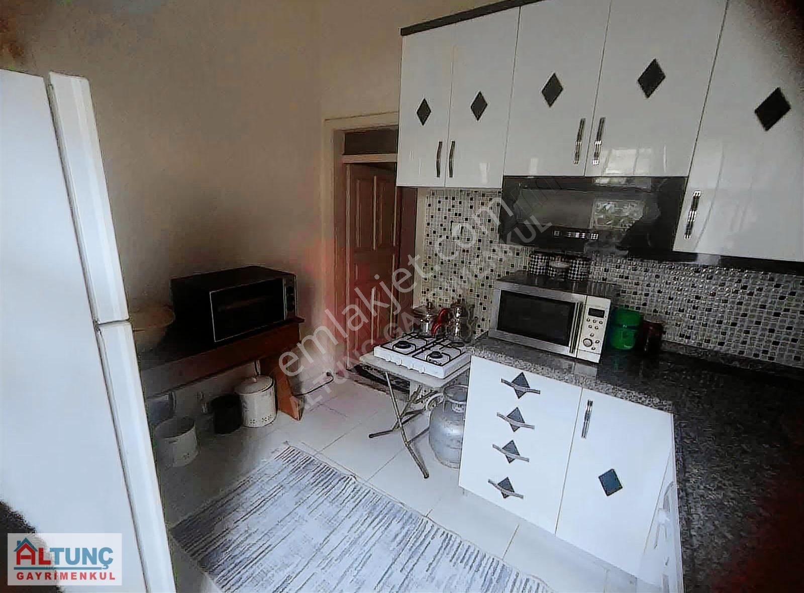 Altunç'dan Namıkkemalde 2 Katlı 3+1 Kapalı Mutfak Müstakil Ev - Görsel 35