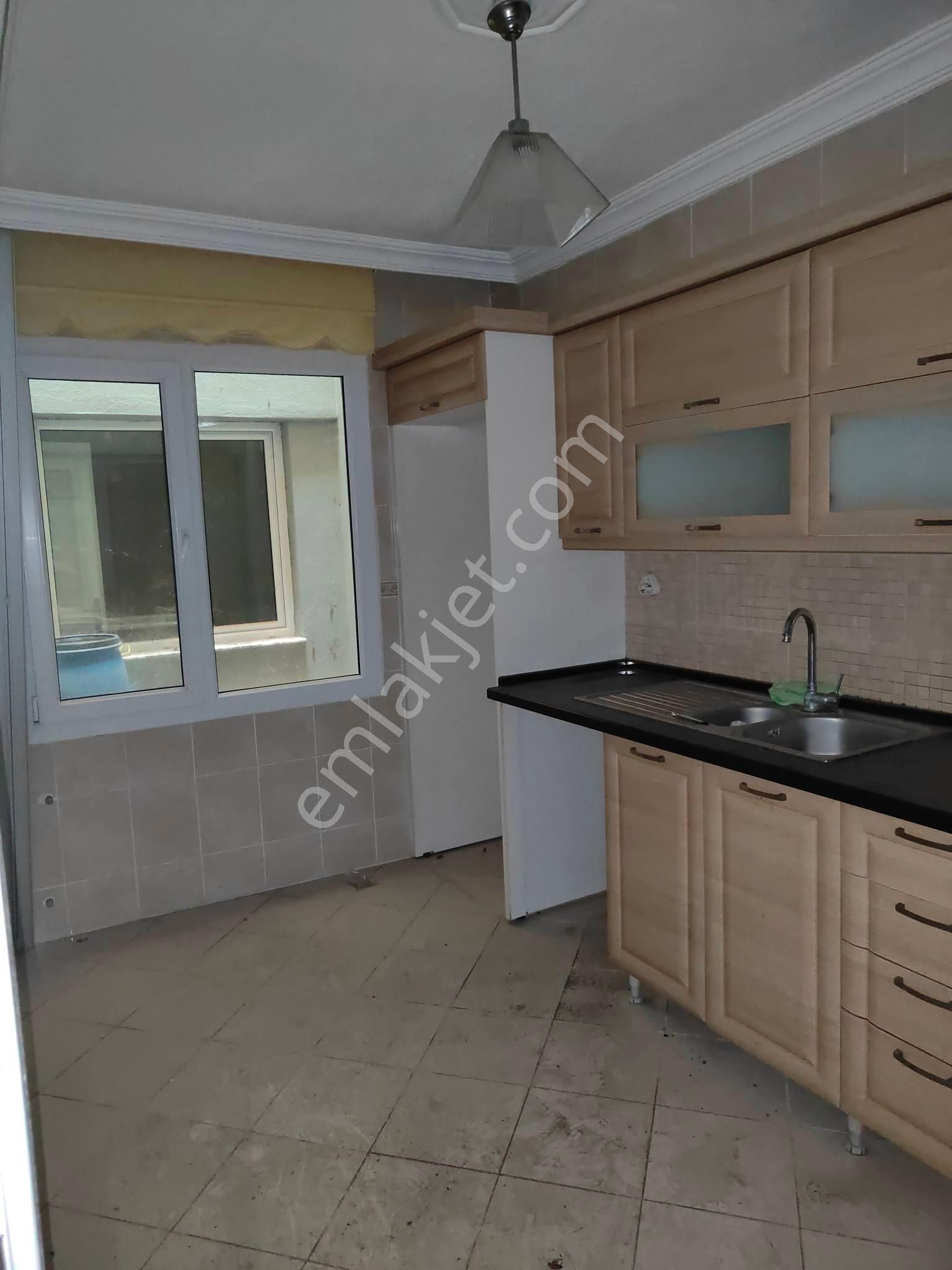 Bayindir Gayrimenkul -mithatpasa Mah Satilik 3+1 Daire - Görsel 5