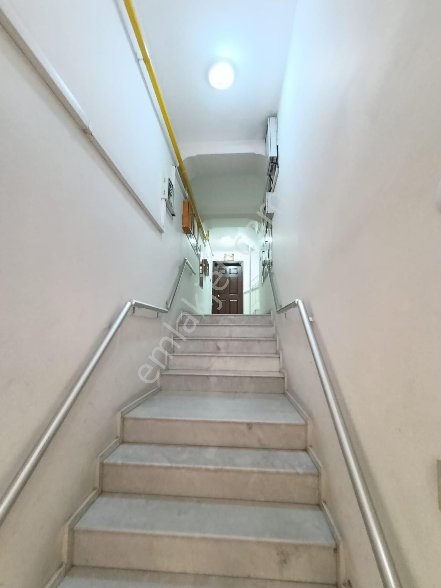 Binax Bakırçay Gayrimenkul Tramvay Yakını 2+1 - Görsel 8