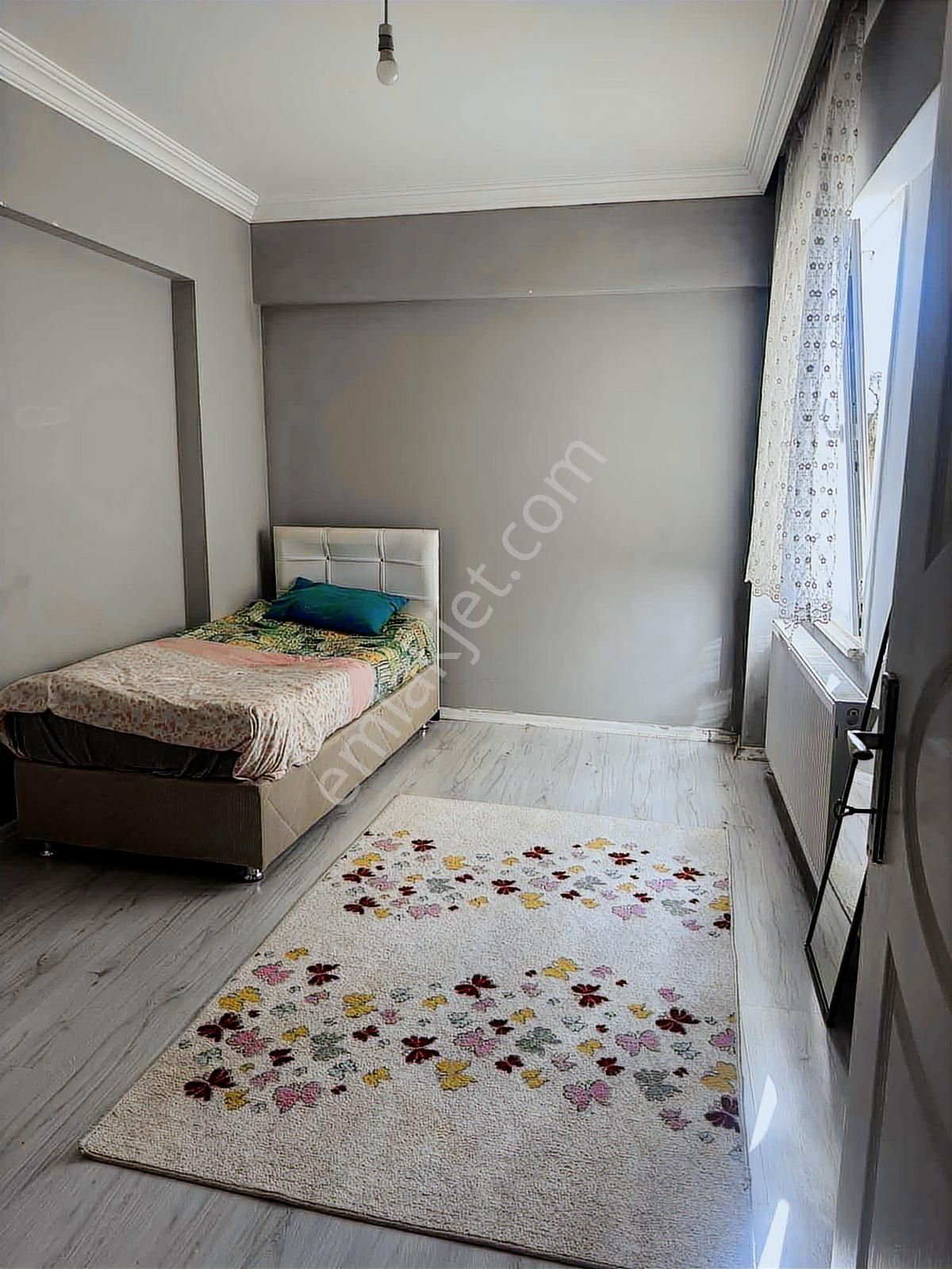 Şehrin Tam Merkezinde Arakat Fuul Eşyalı 2+1 Kiralık Daire - Görsel 2