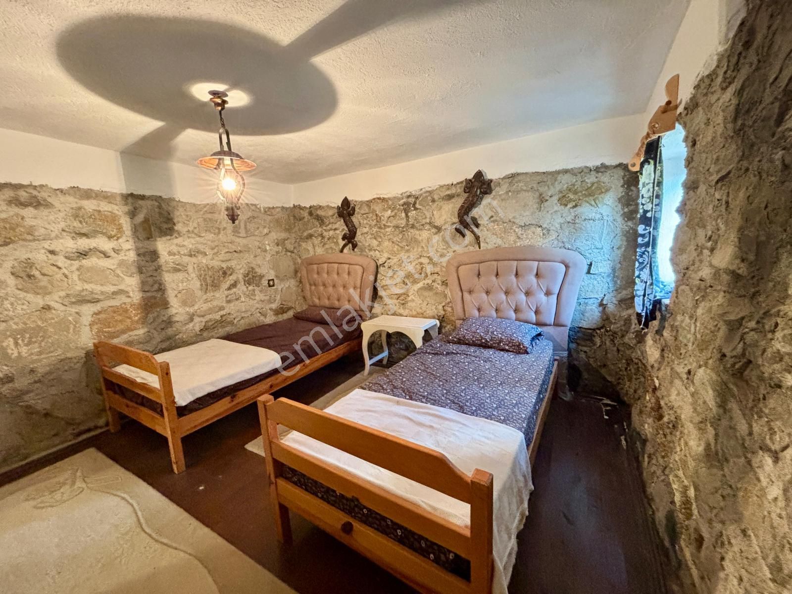 Goldhouse Dan Satılık Doğa İçersinde 326m2 Arsa İçinde Müstakil Taş Villa - Görsel 24