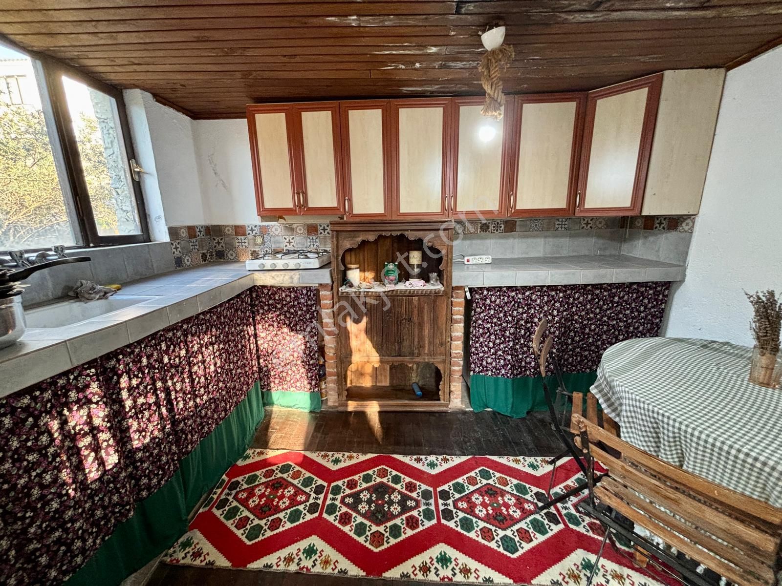 Goldhouse Dan Satılık Doğa İçersinde 326m2 Arsa İçinde Müstakil Taş Villa - Görsel 14