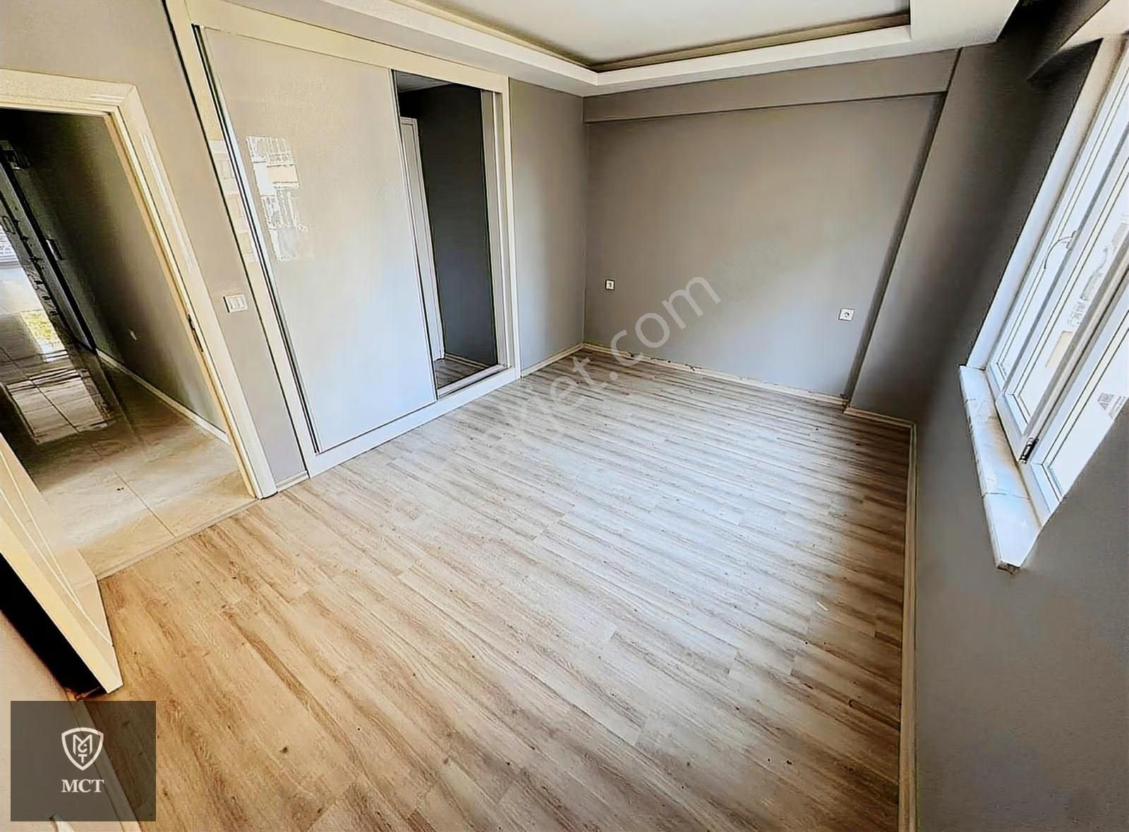 Görükle'de Aile Tipi Ayrı Mutfak Çift Balkonlu 3+1 Geniş Daire - Görsel 9