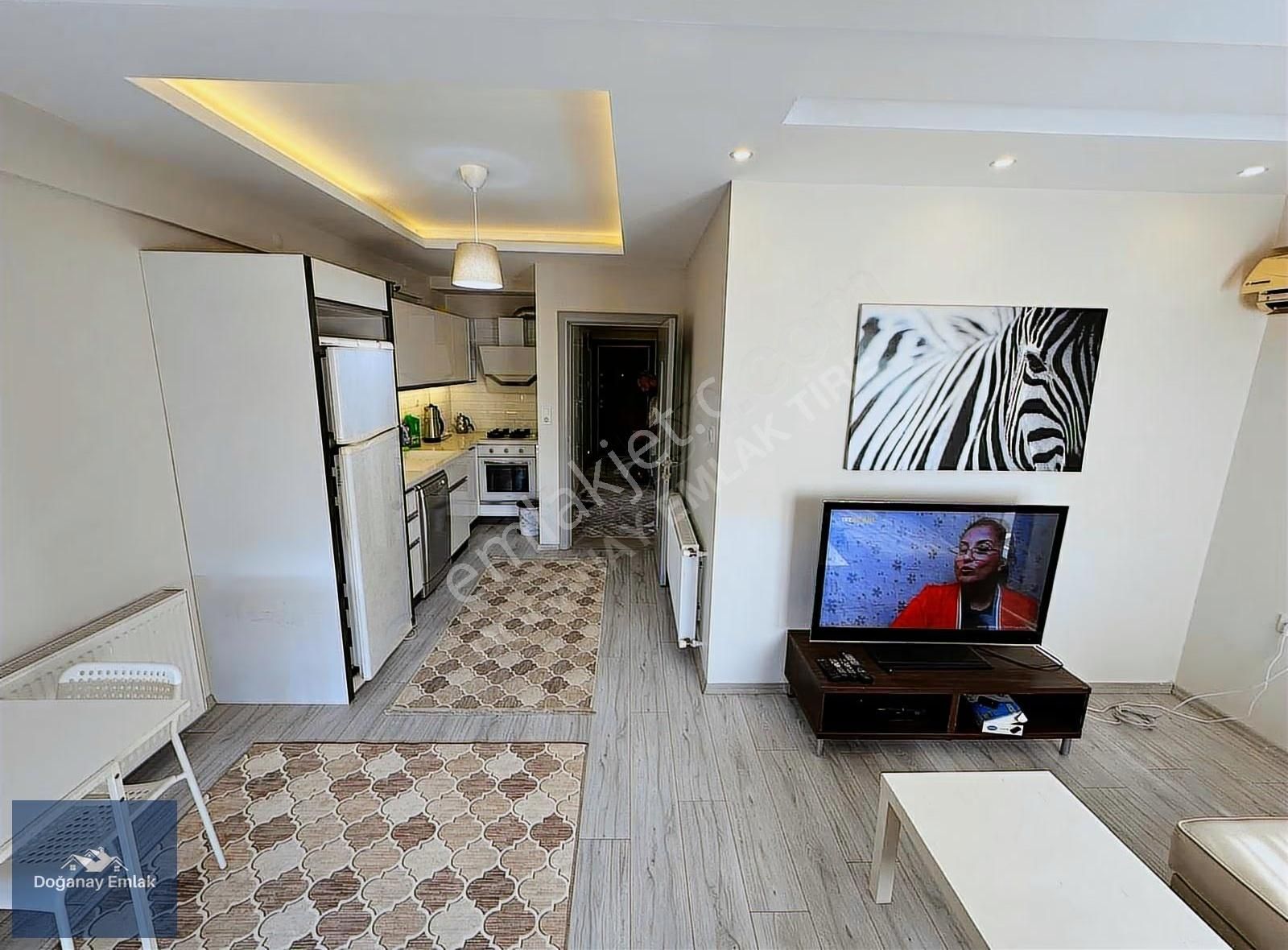 Tire'de Eşyalı Kiralık 2+1 Daire: Merkezde, Konforlu Yaşam! - Görsel 12