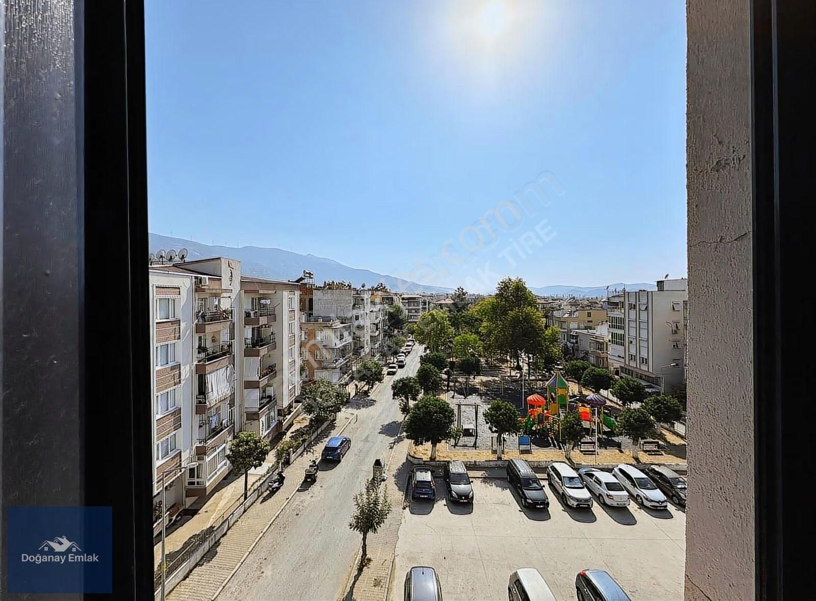 Tire'de Eşyalı Kiralık 2+1 Daire: Merkezde, Konforlu Yaşam! - Görsel 6