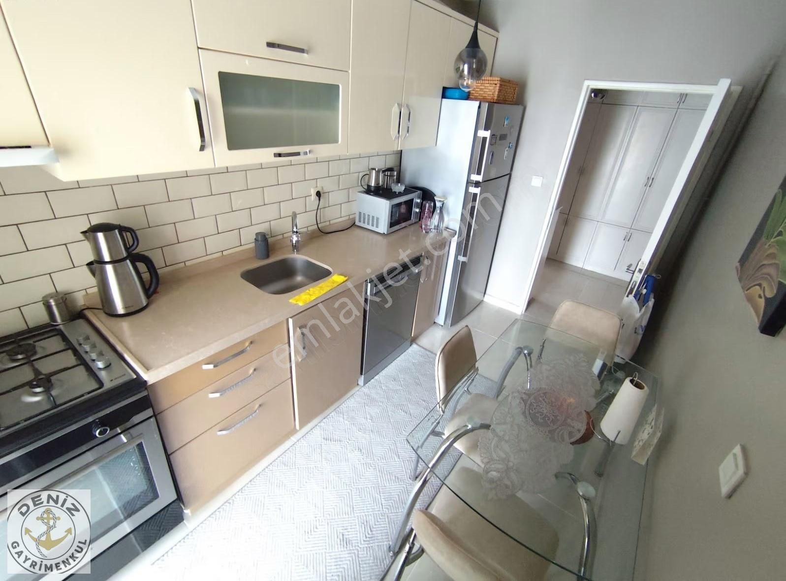 Metro Yakını Ful+ful Yapılı Yeşillikler İçerisinde 3+1 Daire - Görsel 3