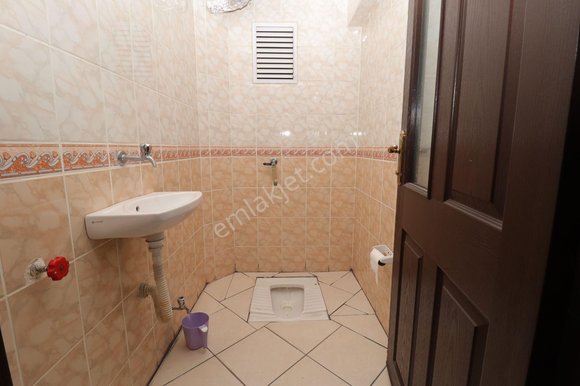 Akif'ten Topçu'da 3+1 Cadde Üzeri Pazar & Sağlık Ocağı Yakını Kiralık Daire - Görsel 25